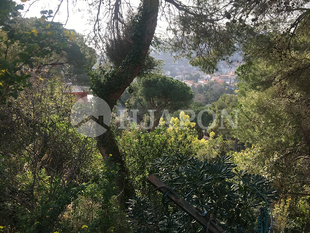 A Cabrils, exclusiva parcel · la en venda de 625 m2 amb vistes al mar - ref. 00532