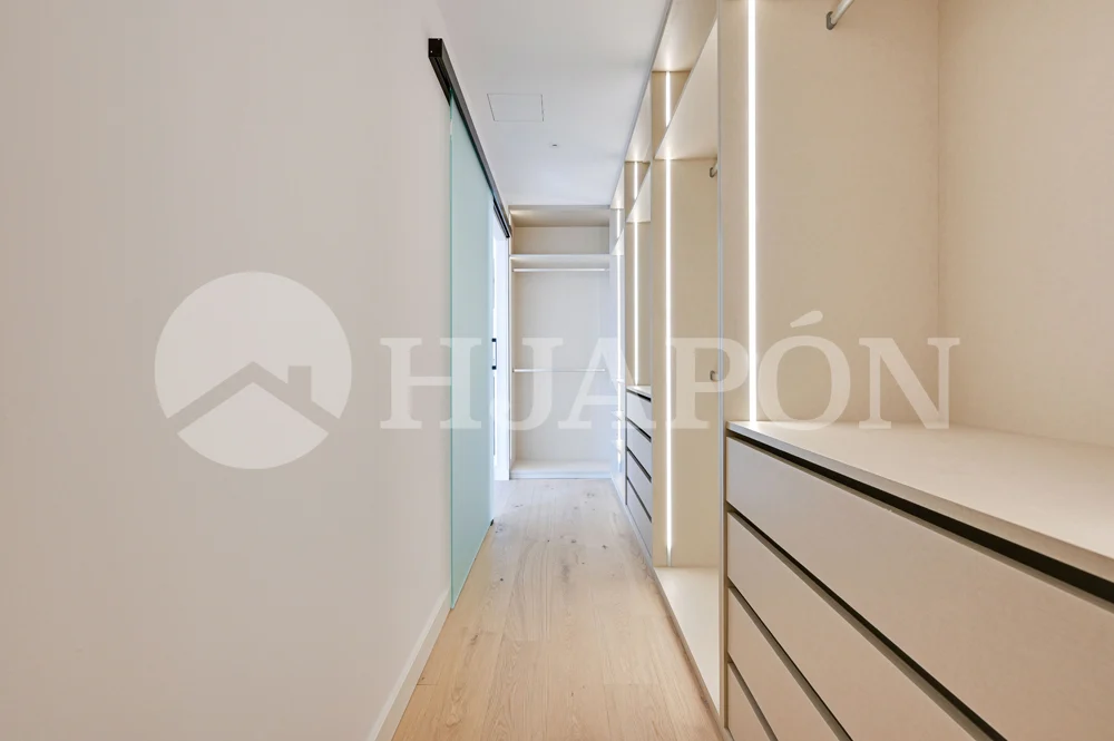 Vivienda de lujo de nueva construcción, con piscina privada y sensacionales vistas al mar. - ref. 01760