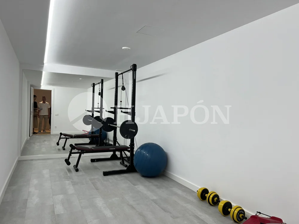Vivienda de lujo de nueva construcción, con piscina privada y sensacionales vistas al mar. - ref. 01760